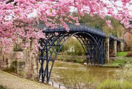 British History at Ironbridge & Wroxeter in the heart of Shropshire-Curricul