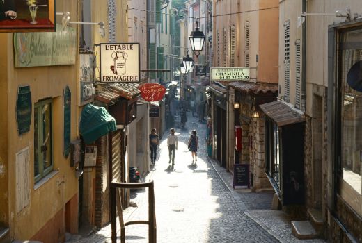 French Immersion in Nice school groups