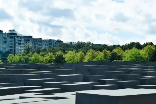 History and German trip to Berlin school groups