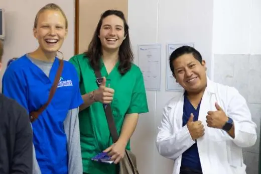 Peru Medicine school groups