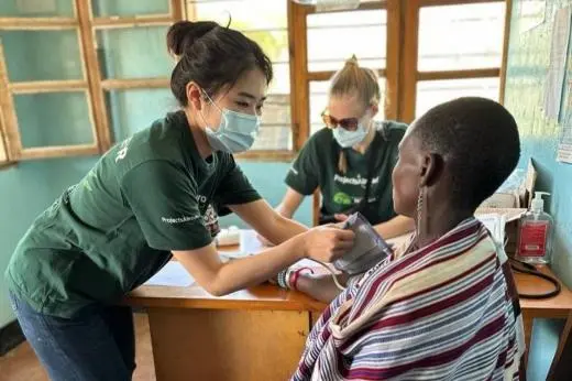 Tanzania Medicine school groups