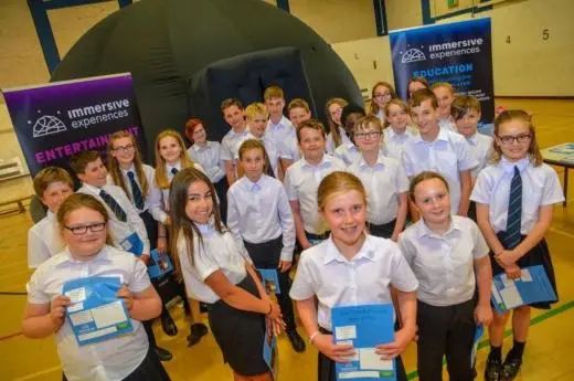 Mobile Planetariums school groups