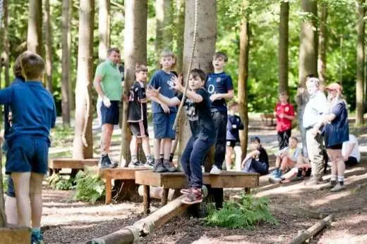 Team Building Outdoor Adventures school groups