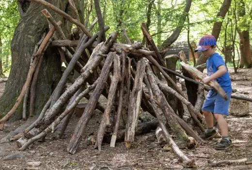 school trip at The Bushcraft Company - Penshurst Place
