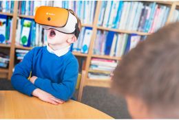 Virtual Reality - Space school groups